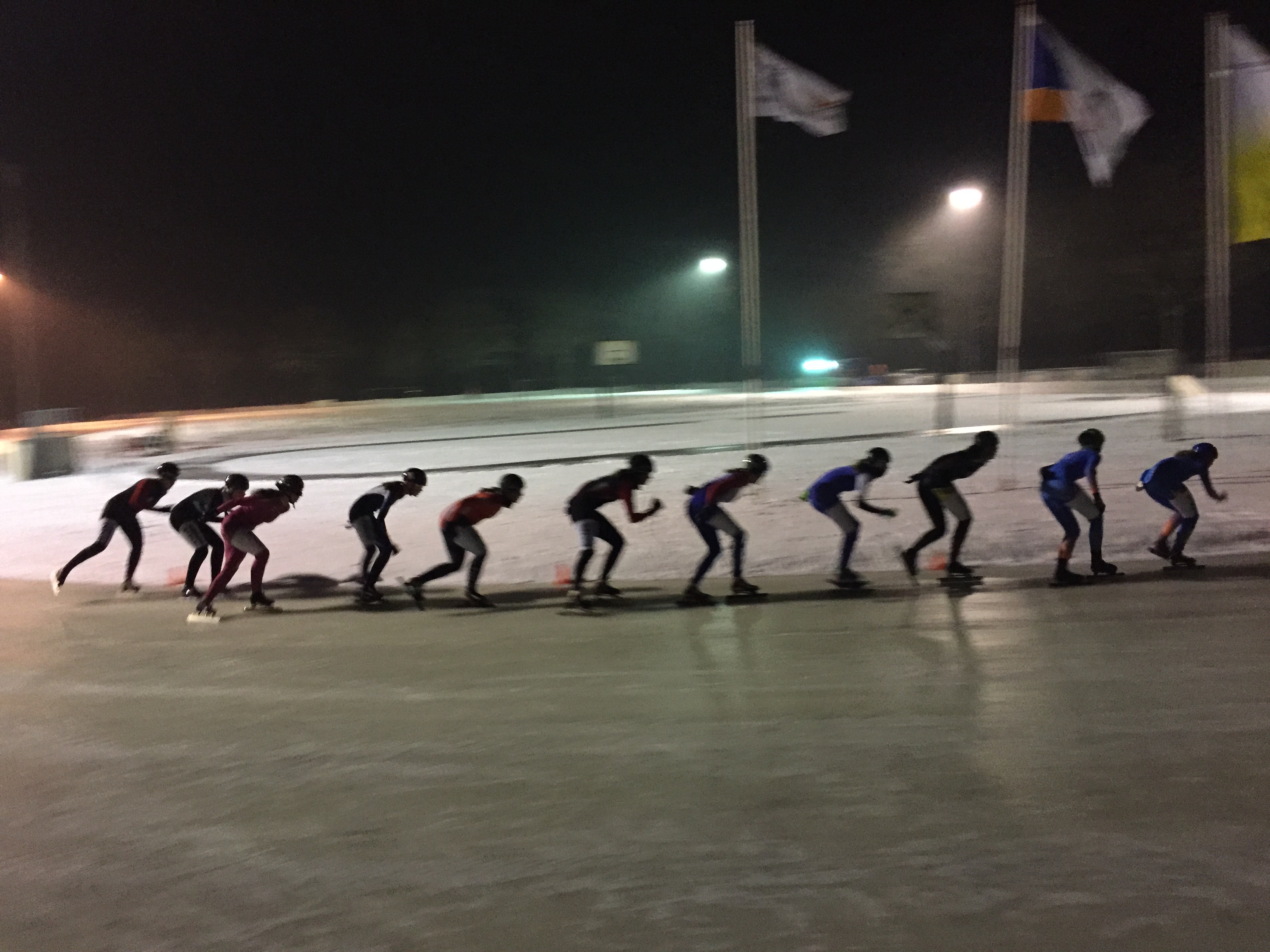 Mischa top natuurijs schaatsen